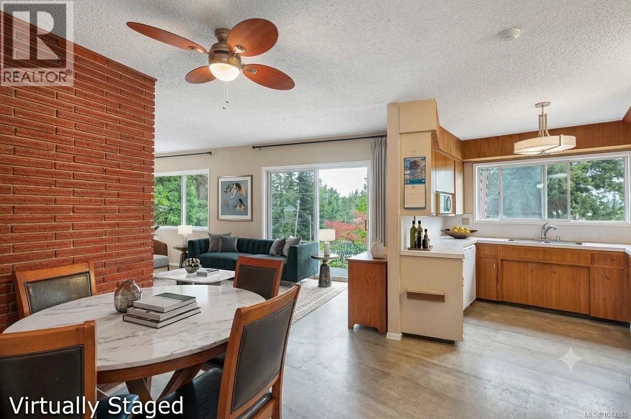 3479 Fraser Rd - 12