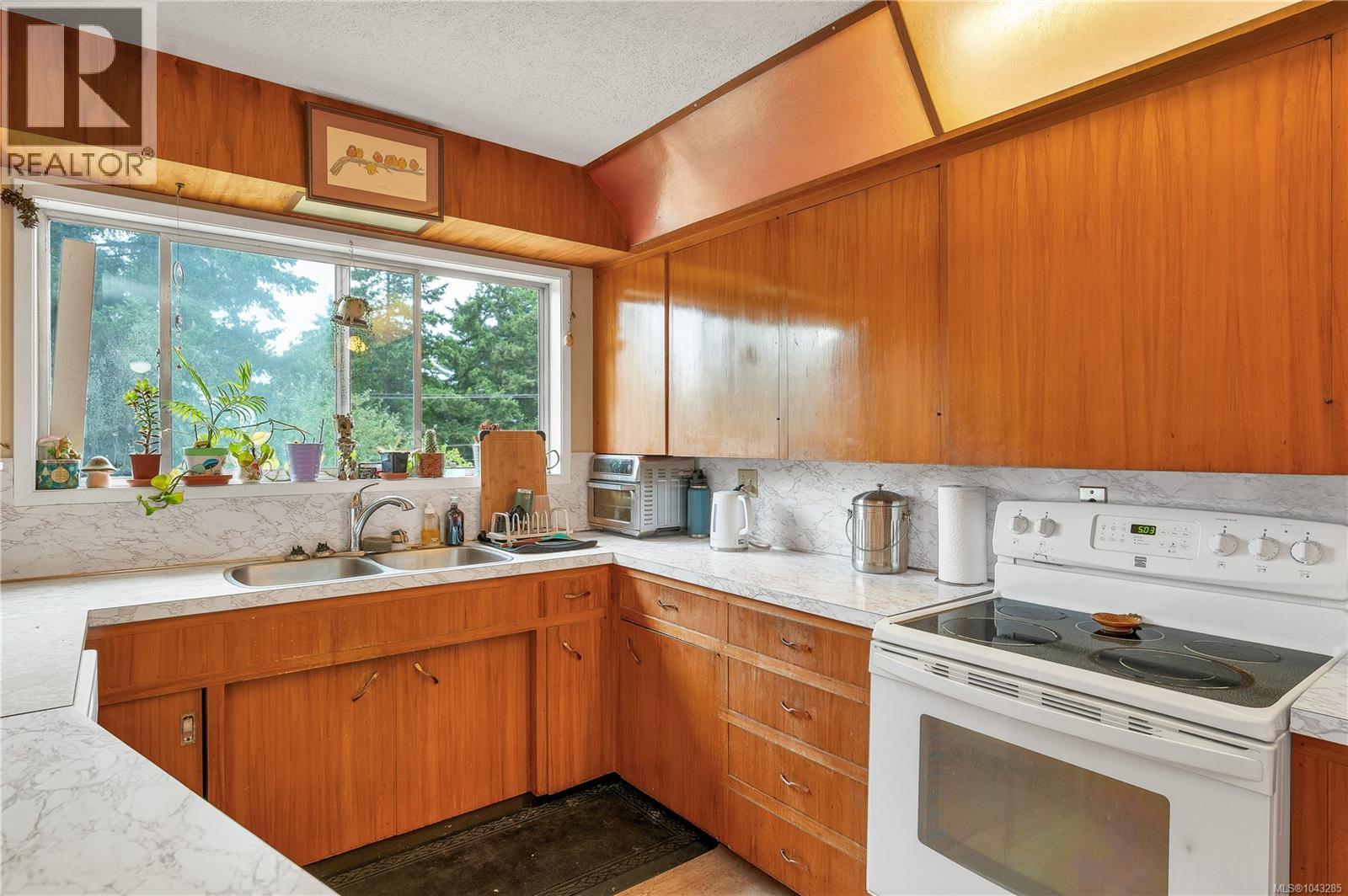 3479 Fraser Rd - 8