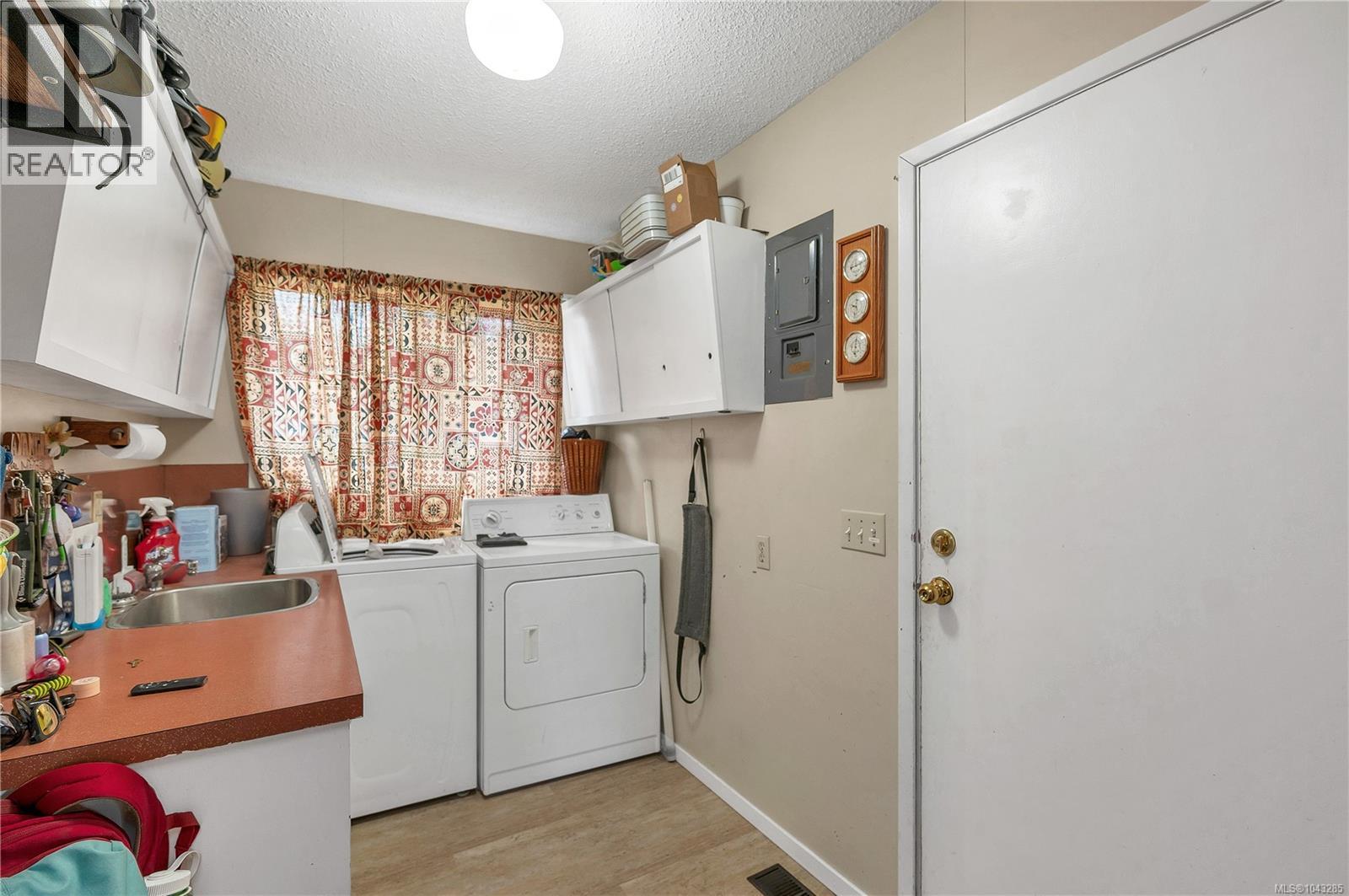 3479 Fraser Rd - Image 19