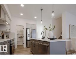 927 17 Av Nw, Edmonton, AB T6T2X2 Photo 13