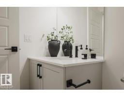 927 17 Av Nw, Edmonton, AB T6T2X2 Photo 36