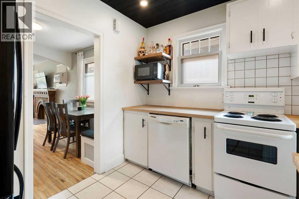 2115 14 Street SW - 11