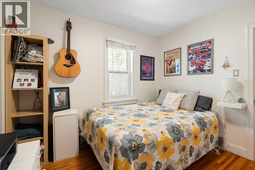 2115 14 Street SW - 18