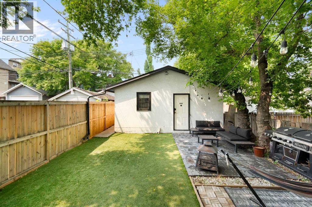 2115 14 Street SW - 35