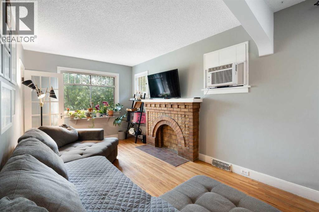 2115 14 Street SW - 6