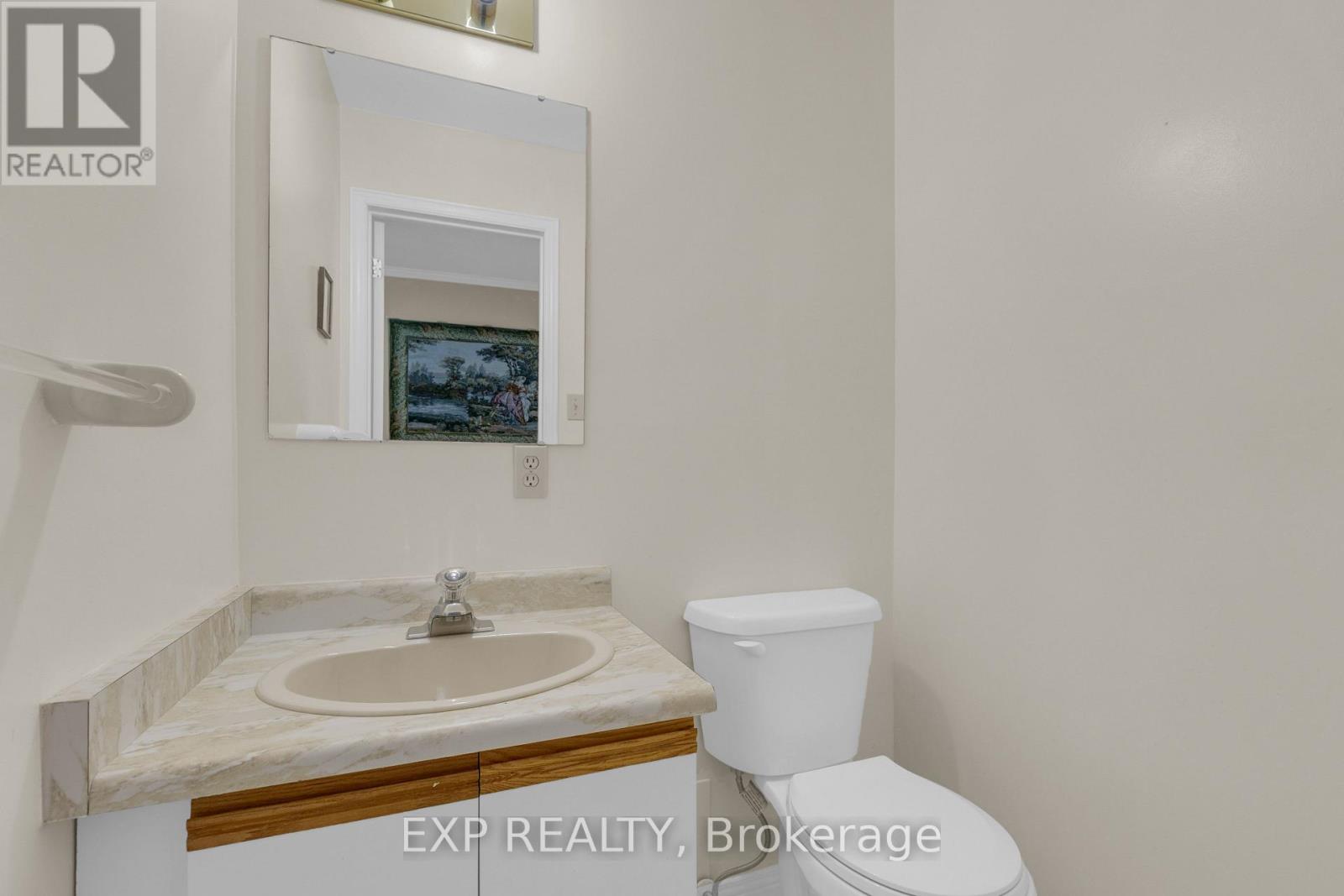 #24 308 STRATAS COURT - 13