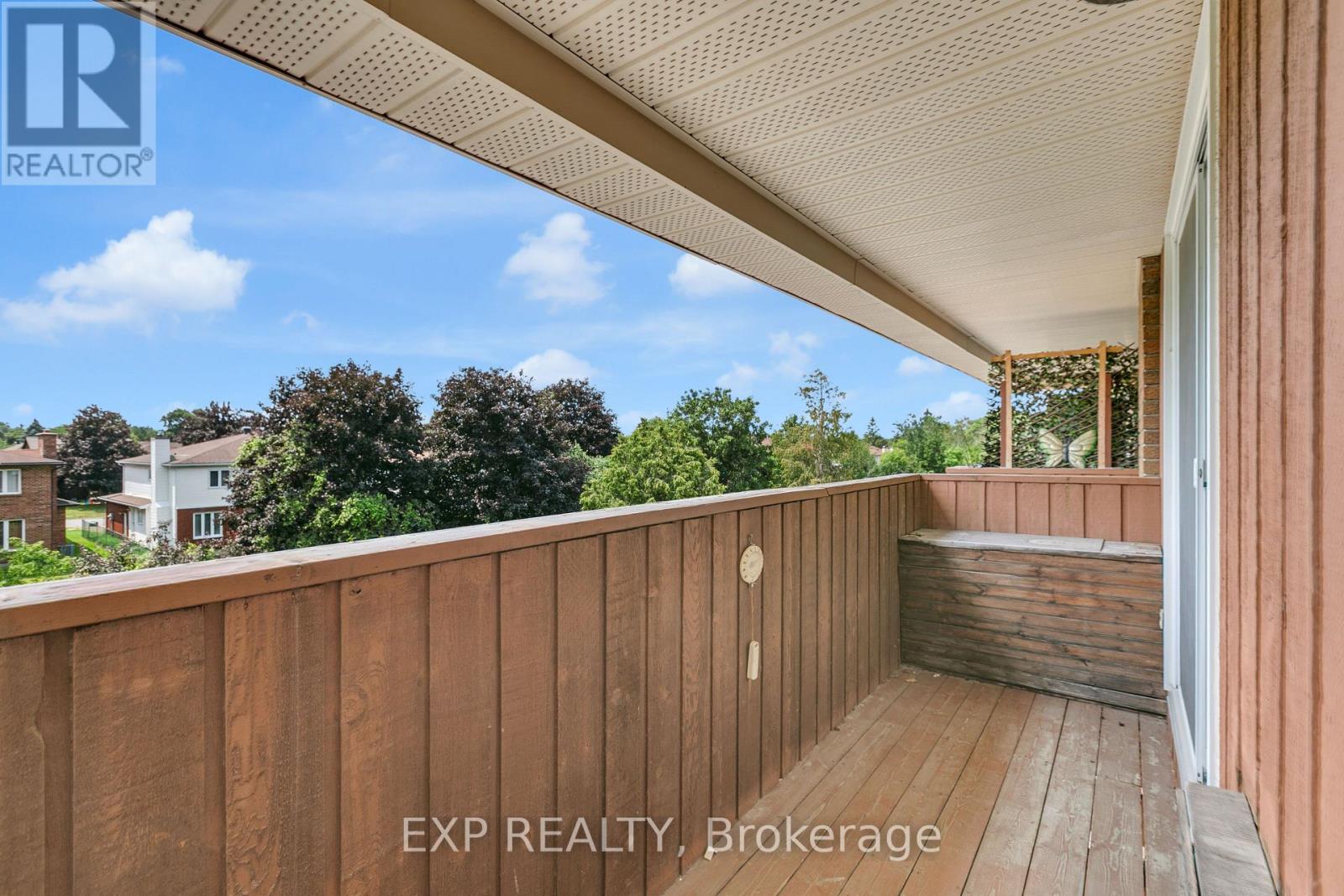 #24 308 STRATAS COURT - 25