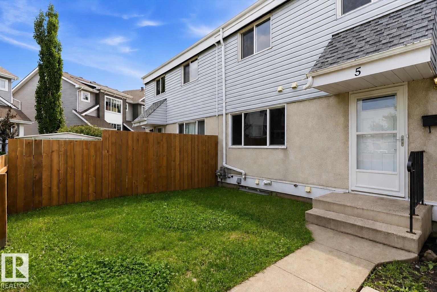5 MCLEOD PL NW - 35