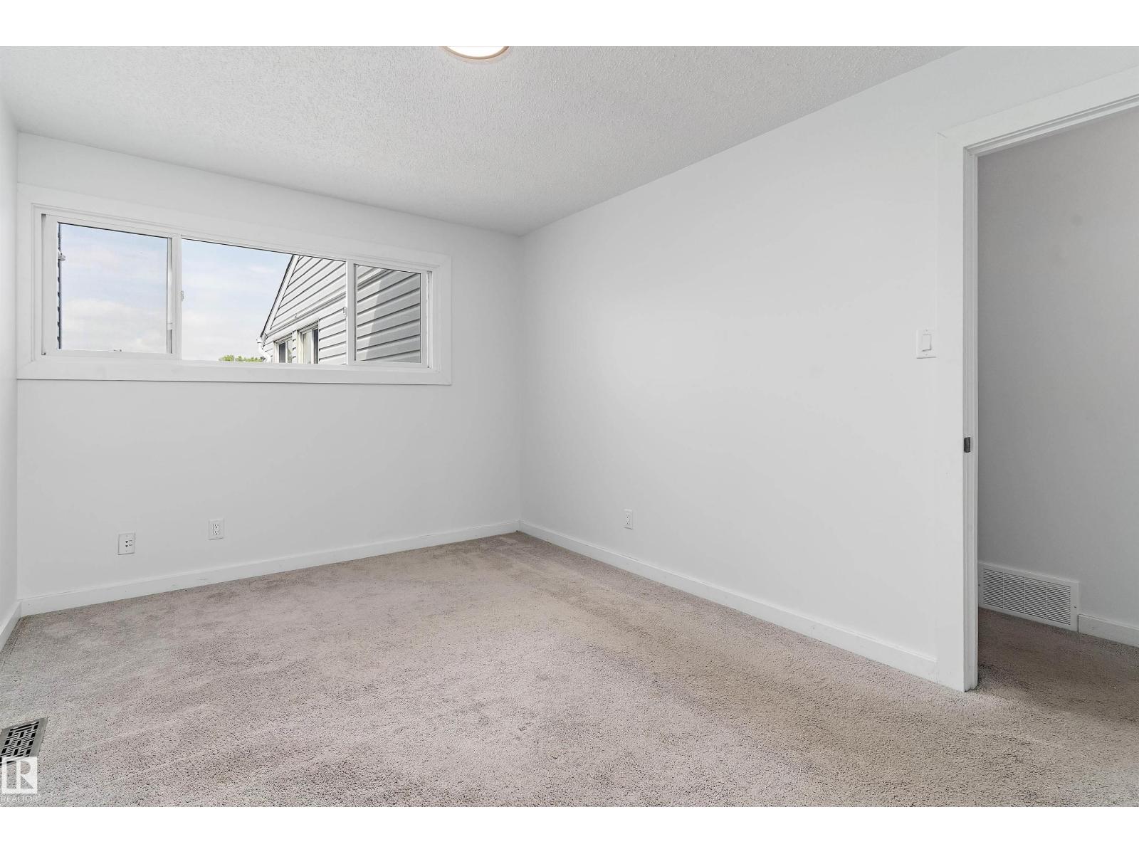 5 MCLEOD PL NW - 18