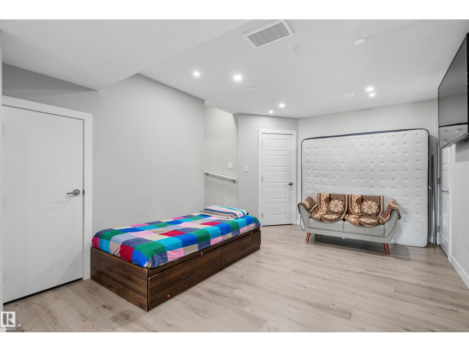 1055 Christie Vista SW SW - 24