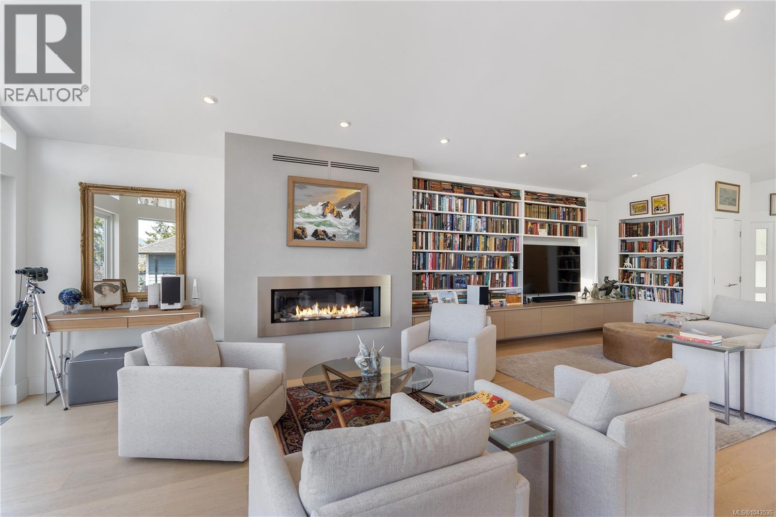 209 Marine Dr - 11