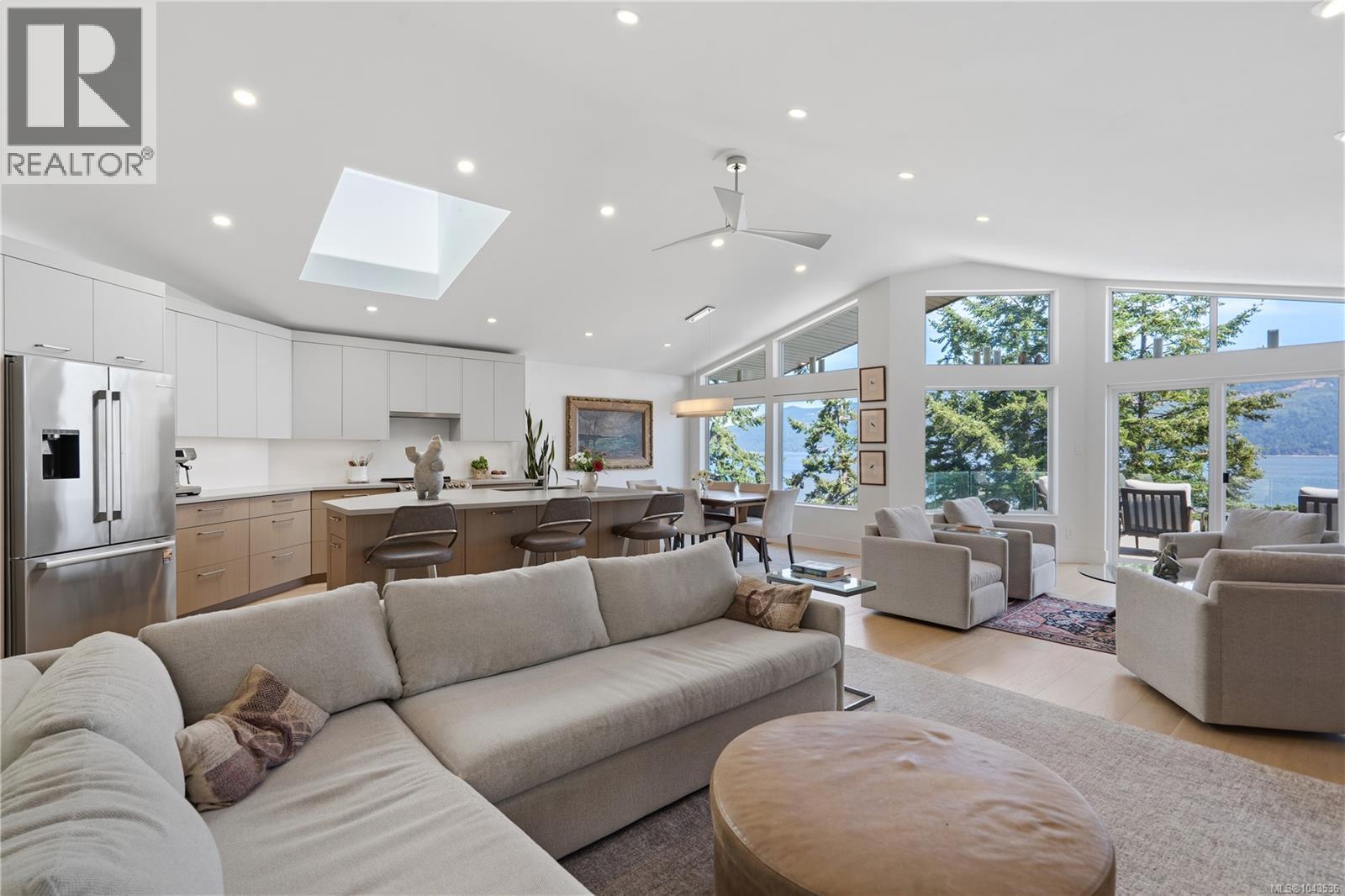 209 Marine Dr - 13