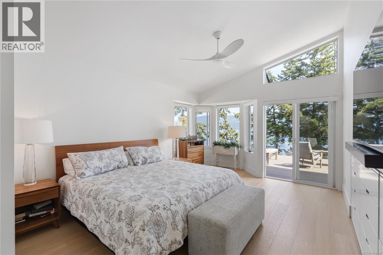 209 Marine Dr - 16