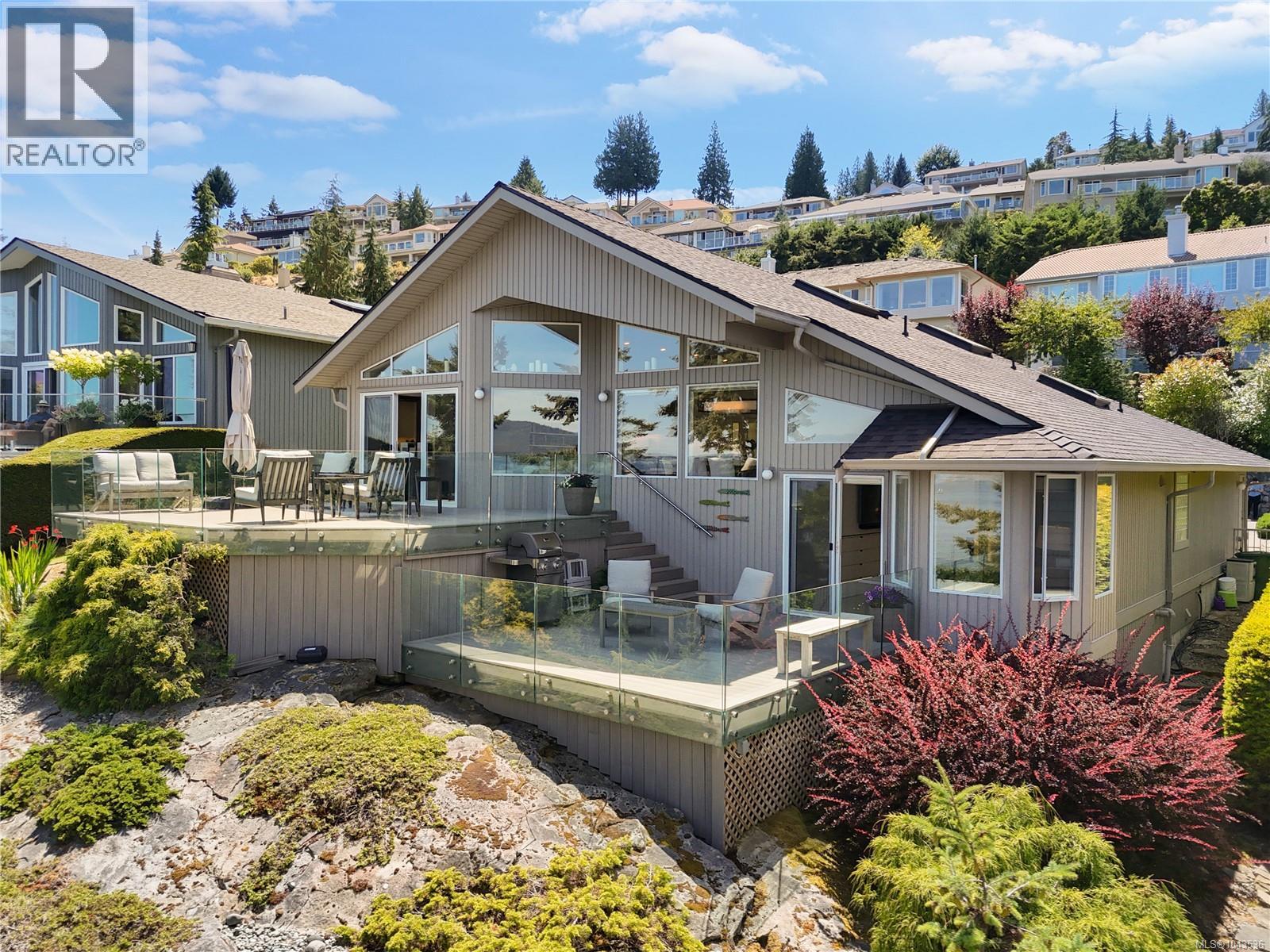 209 Marine Dr - 3