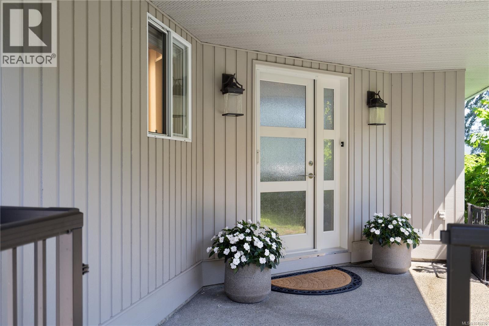 209 Marine Dr - 57