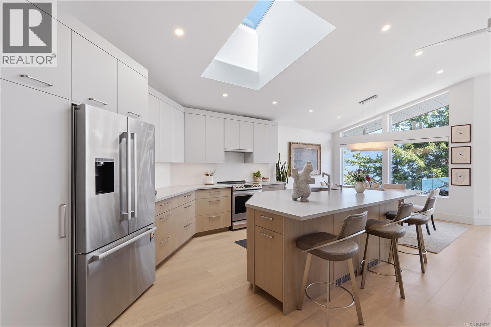 209 Marine Dr - 7