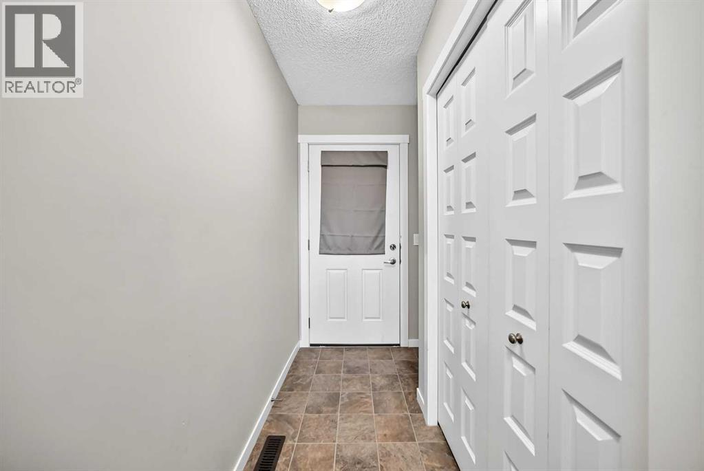 711 Auburn Bay Circle SE - 7
