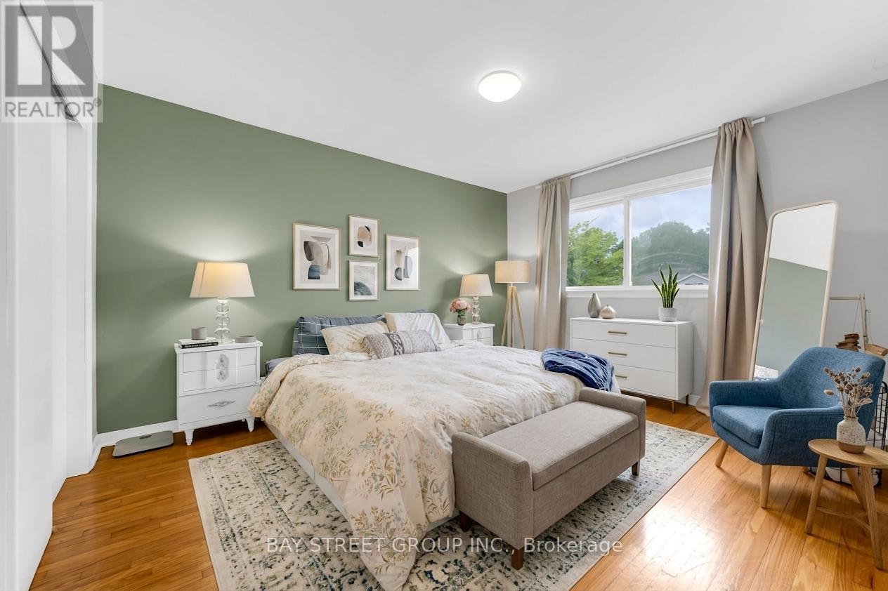 8 GLENBARR ROAD - 15