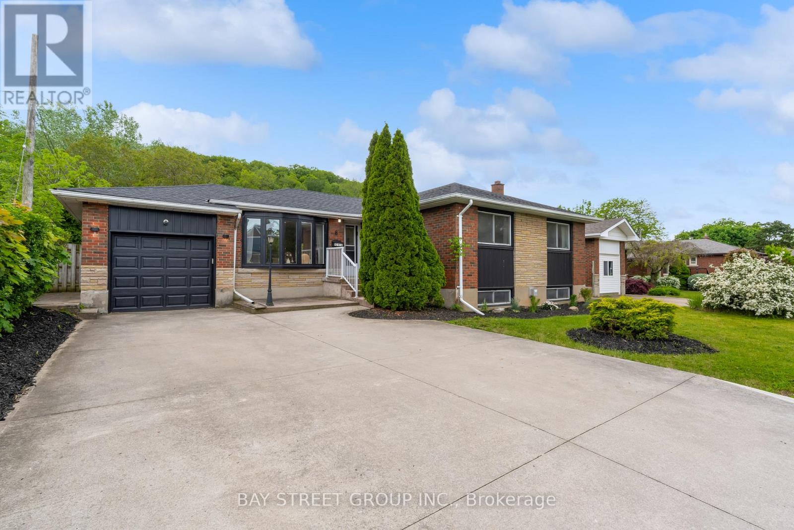 8 GLENBARR ROAD - 3