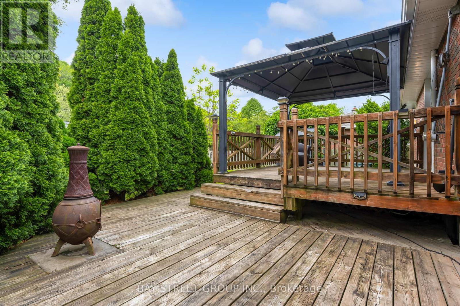 8 GLENBARR ROAD - 37