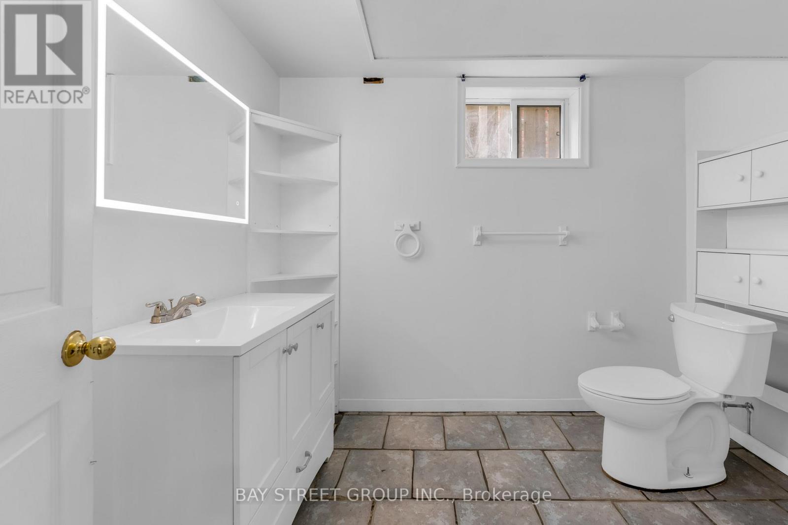 8 GLENBARR ROAD - 29
