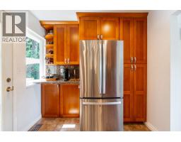 1062 Spar Drive, Coquitlam, BC V3H3G8 Photo 14
