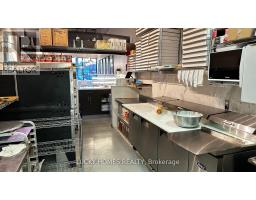 2a - 861 York Mills Road, Toronto, ON M3B1Y4 Photo 10
