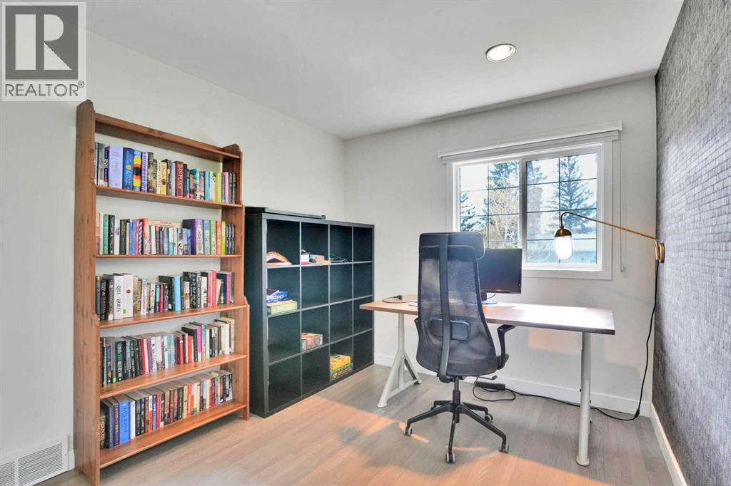2704 Chandler Road NW - 25