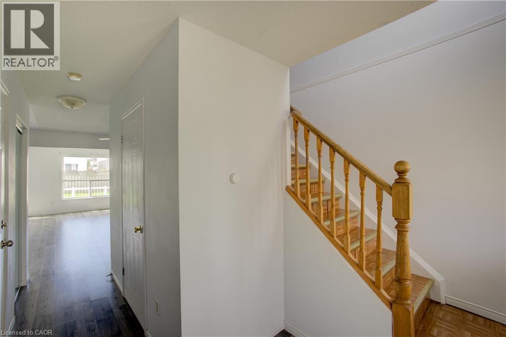 271 HIGHBROOK Crescent - 6