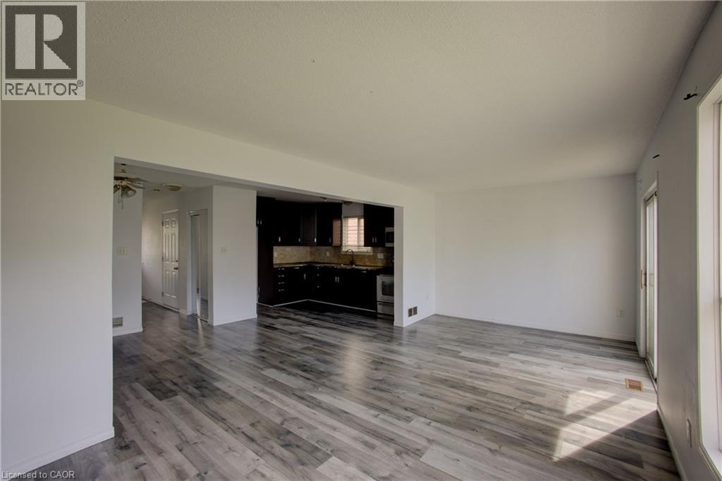271 HIGHBROOK Crescent - 18