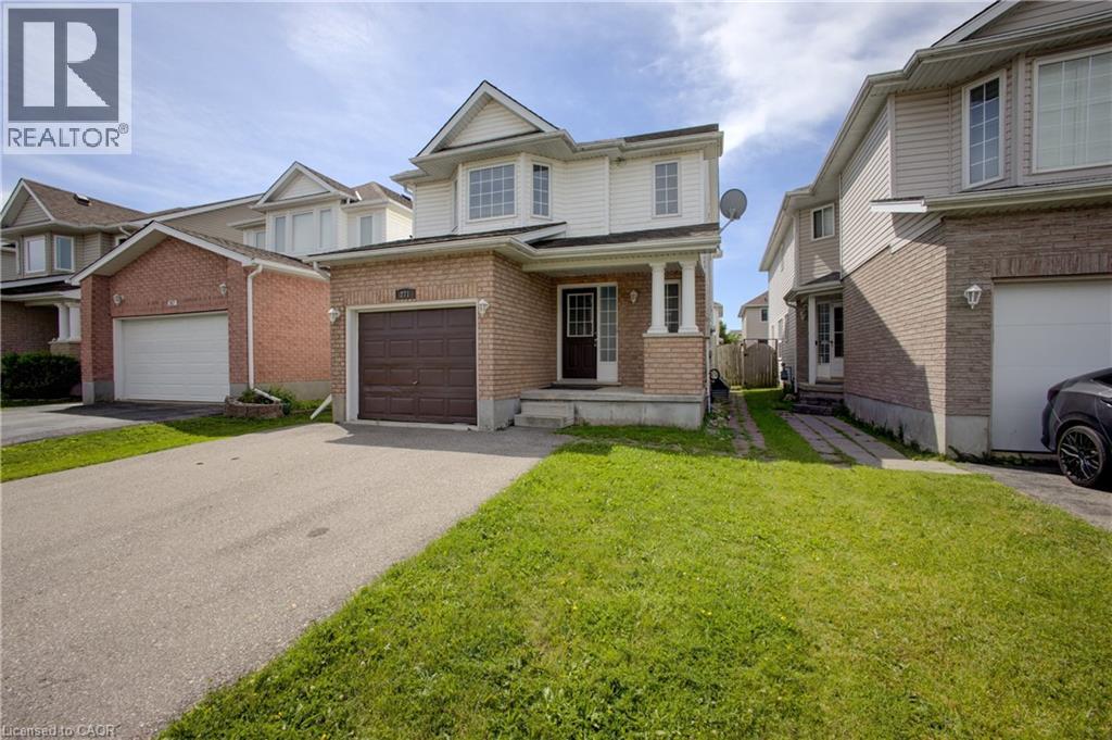 271 HIGHBROOK Crescent - 1