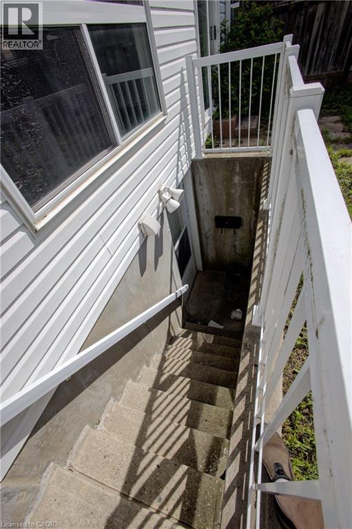 271 HIGHBROOK Crescent - 33