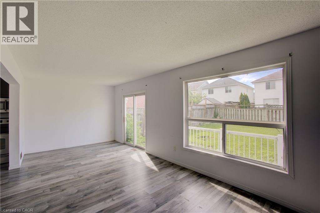 271 HIGHBROOK Crescent - 19