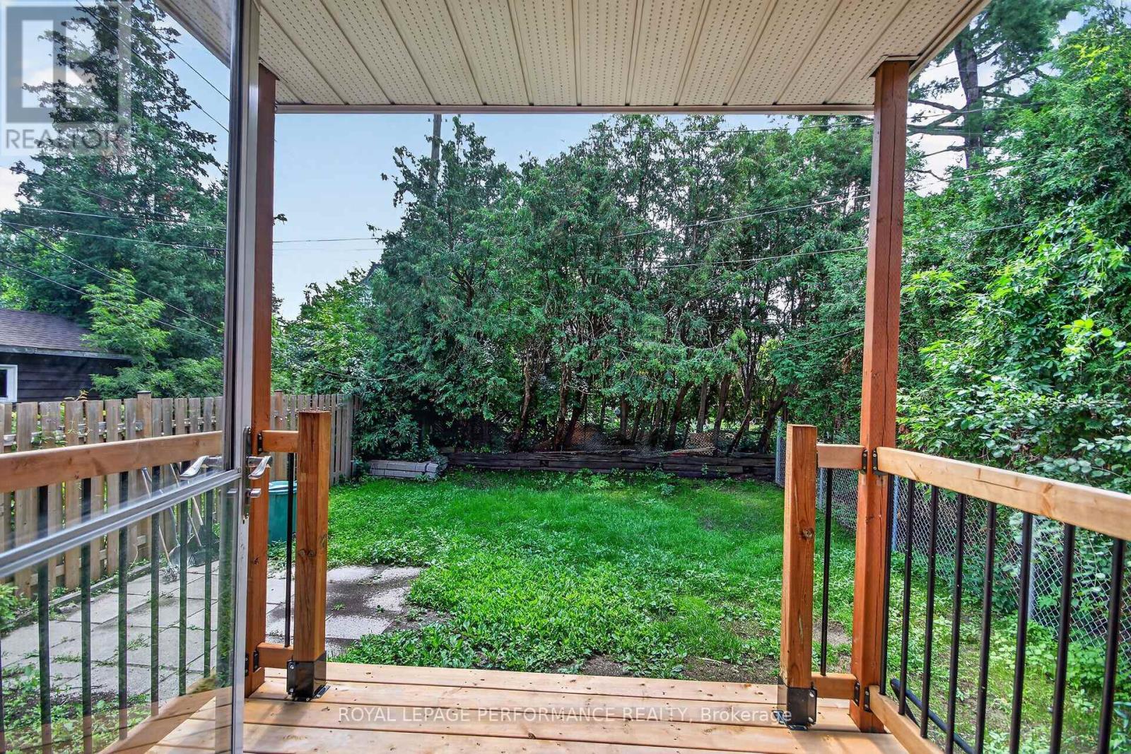 1104 Aldea Avenue