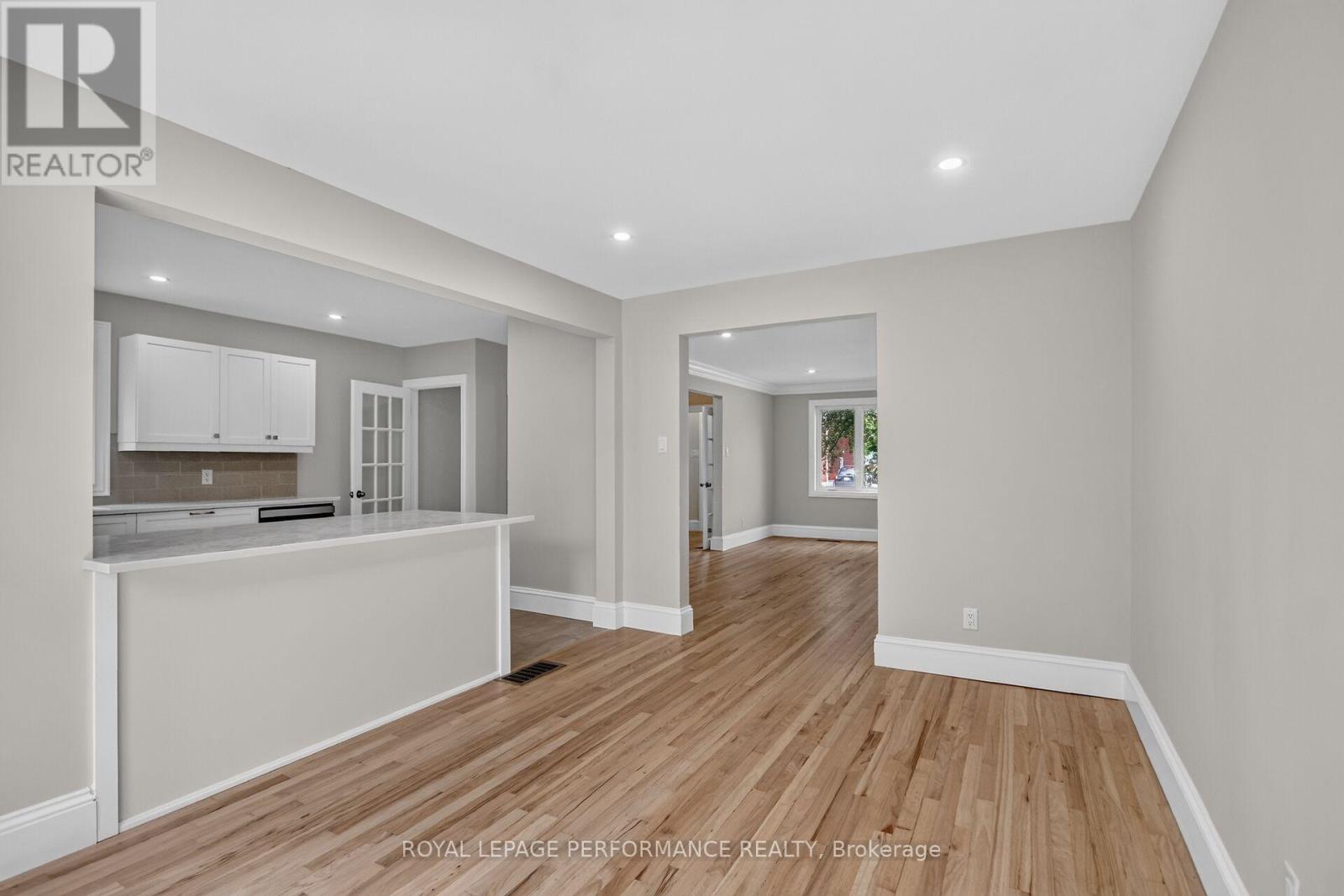 1104 Aldea Avenue