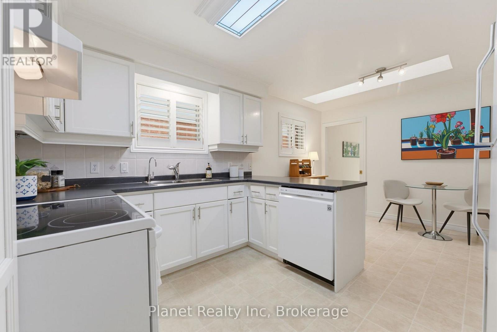 10 WHITE PINE WAY - 14