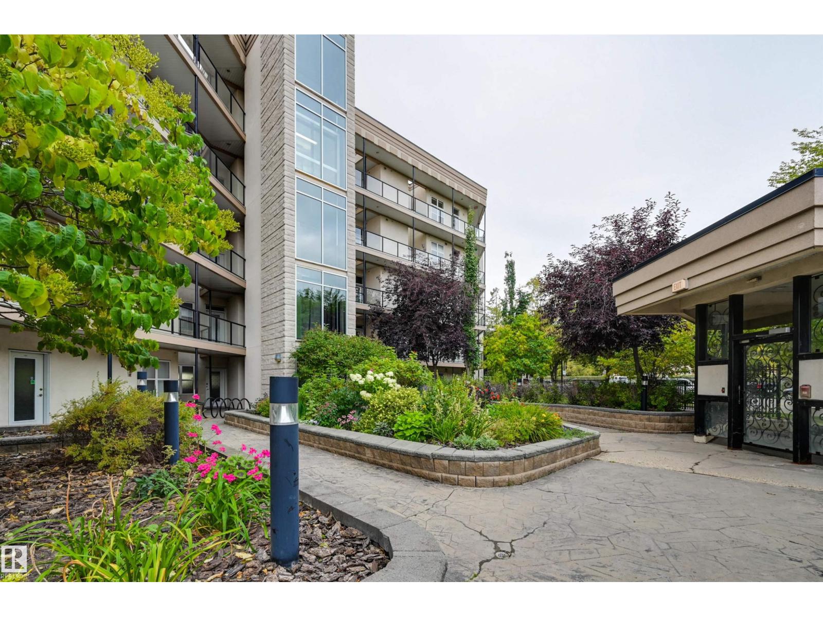 #511 9503 101 AV NW - 4