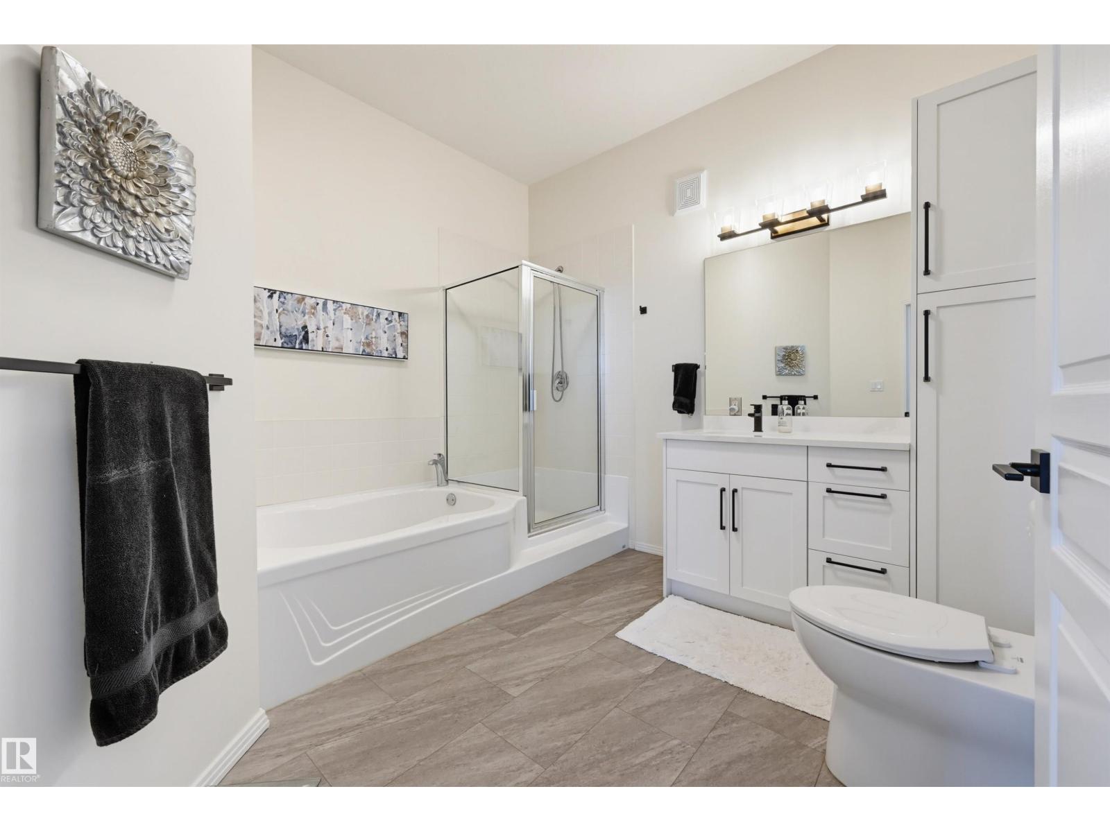 #511 9503 101 AV NW - 24