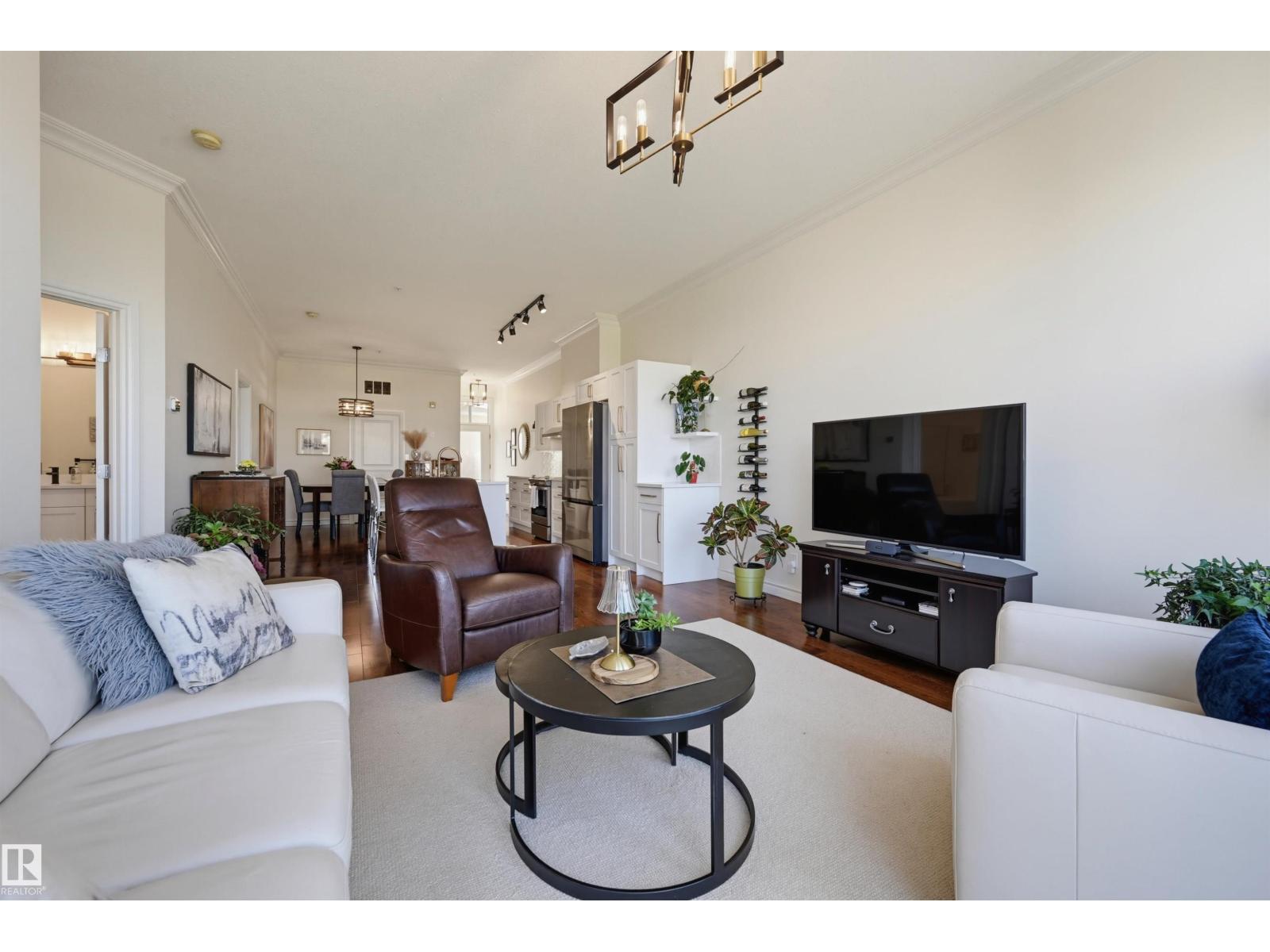 #511 9503 101 AV NW - 19