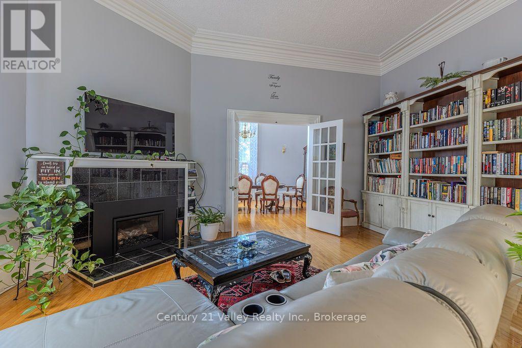311 SUPPLE STREET - 13