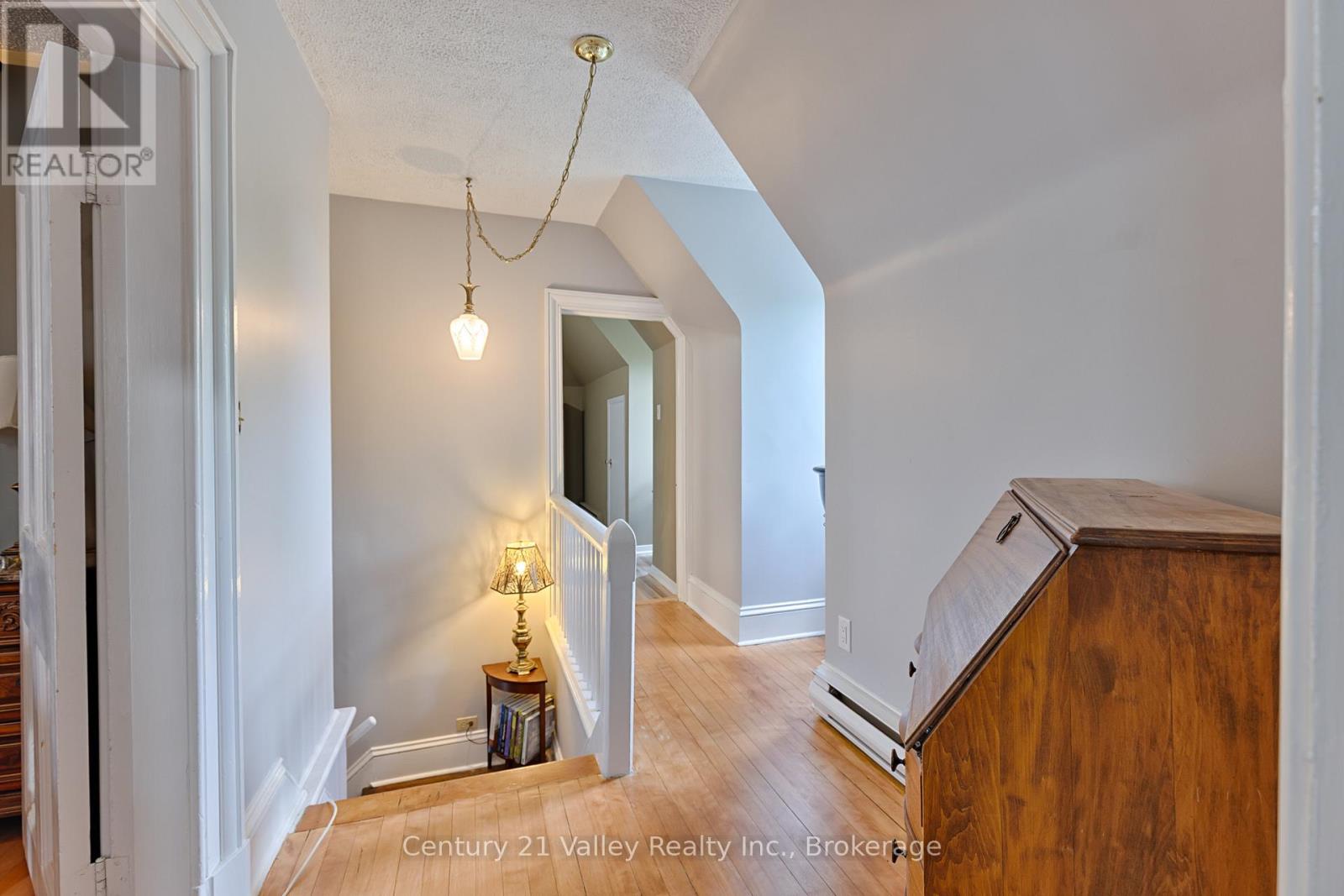 311 SUPPLE STREET - 25
