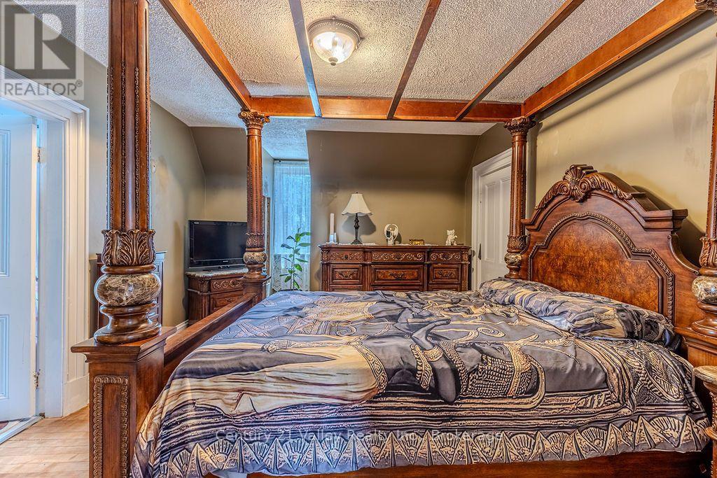 311 SUPPLE STREET - 26