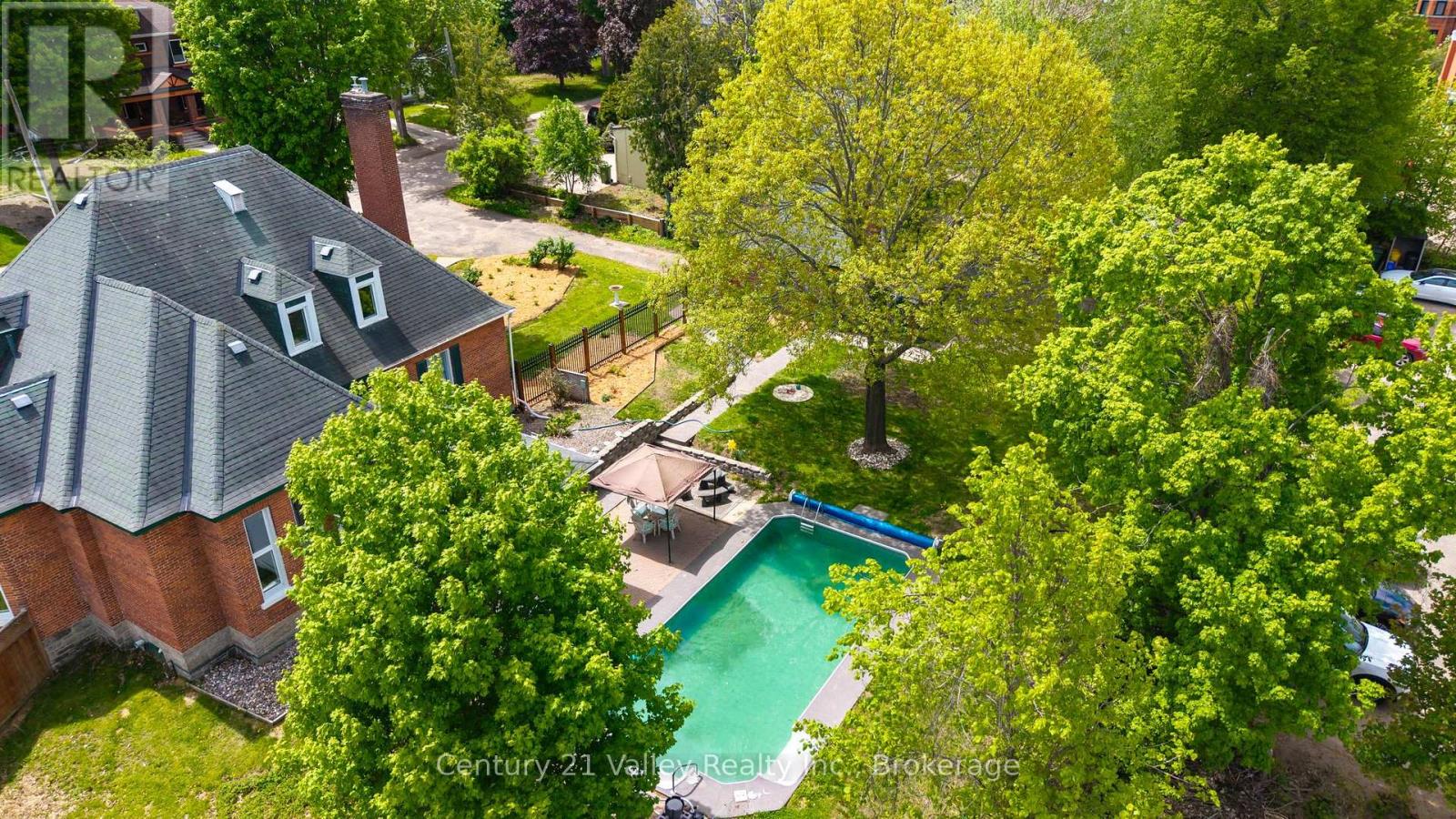 311 SUPPLE STREET - 38