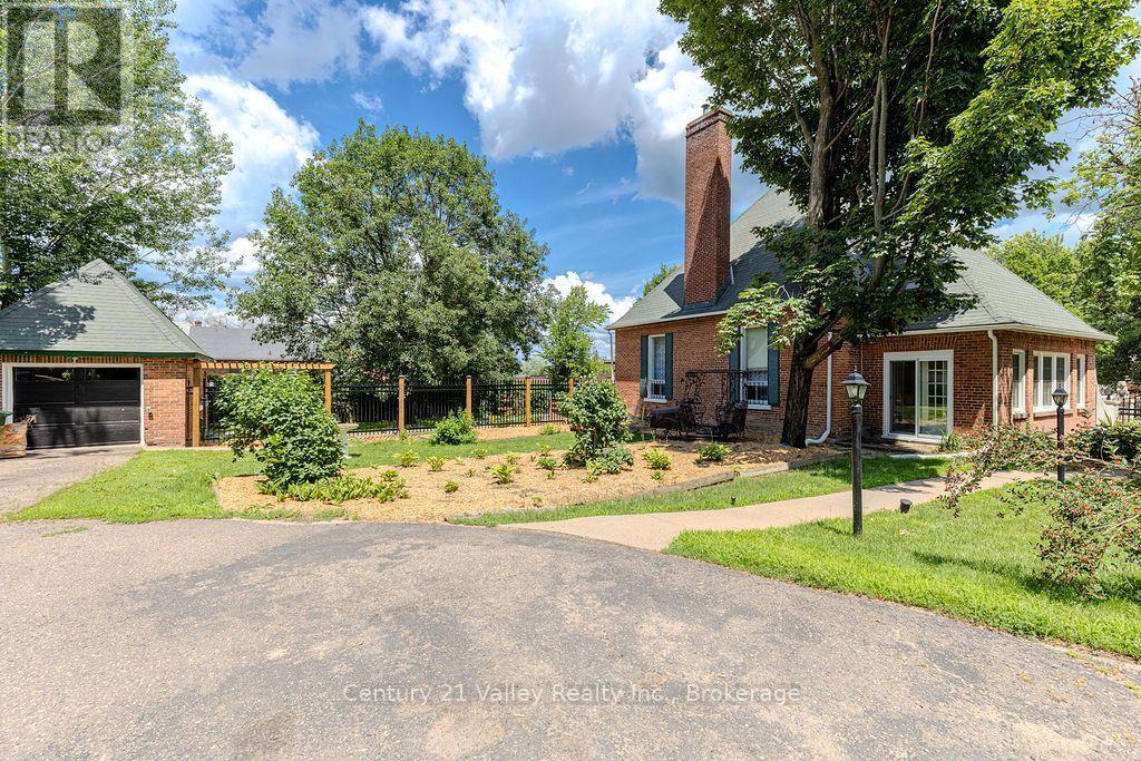 311 SUPPLE STREET - 40