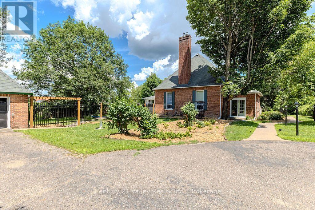 311 SUPPLE STREET - 41