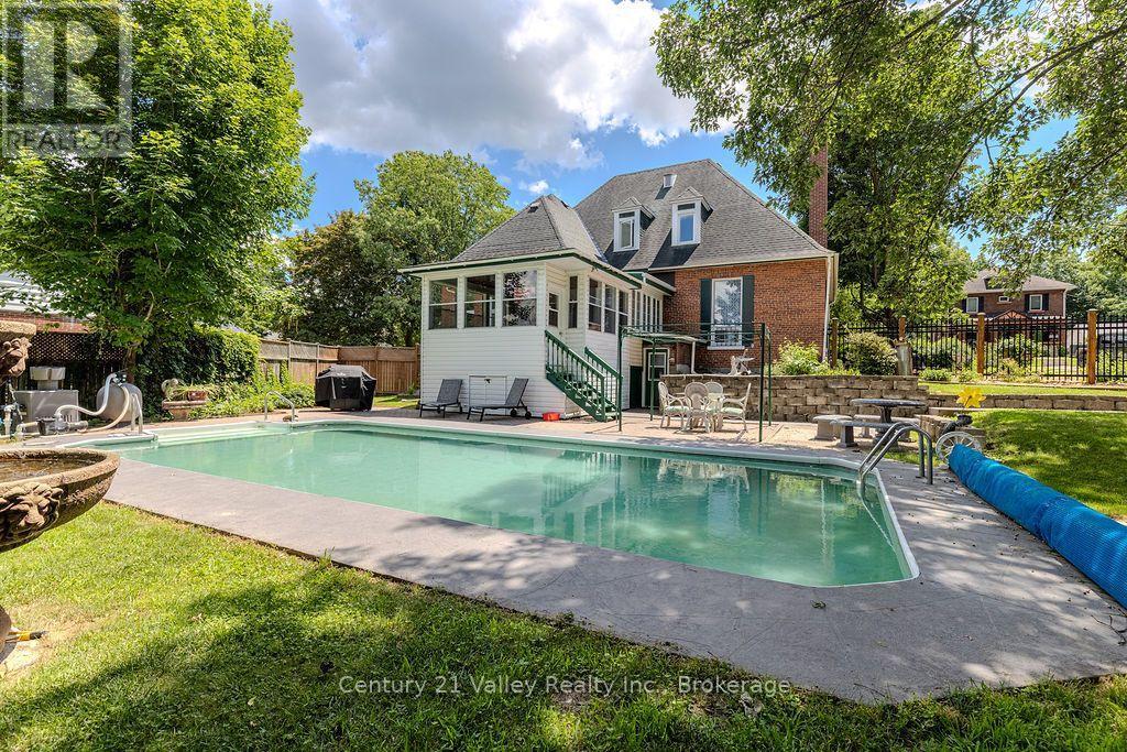 311 SUPPLE STREET - 44