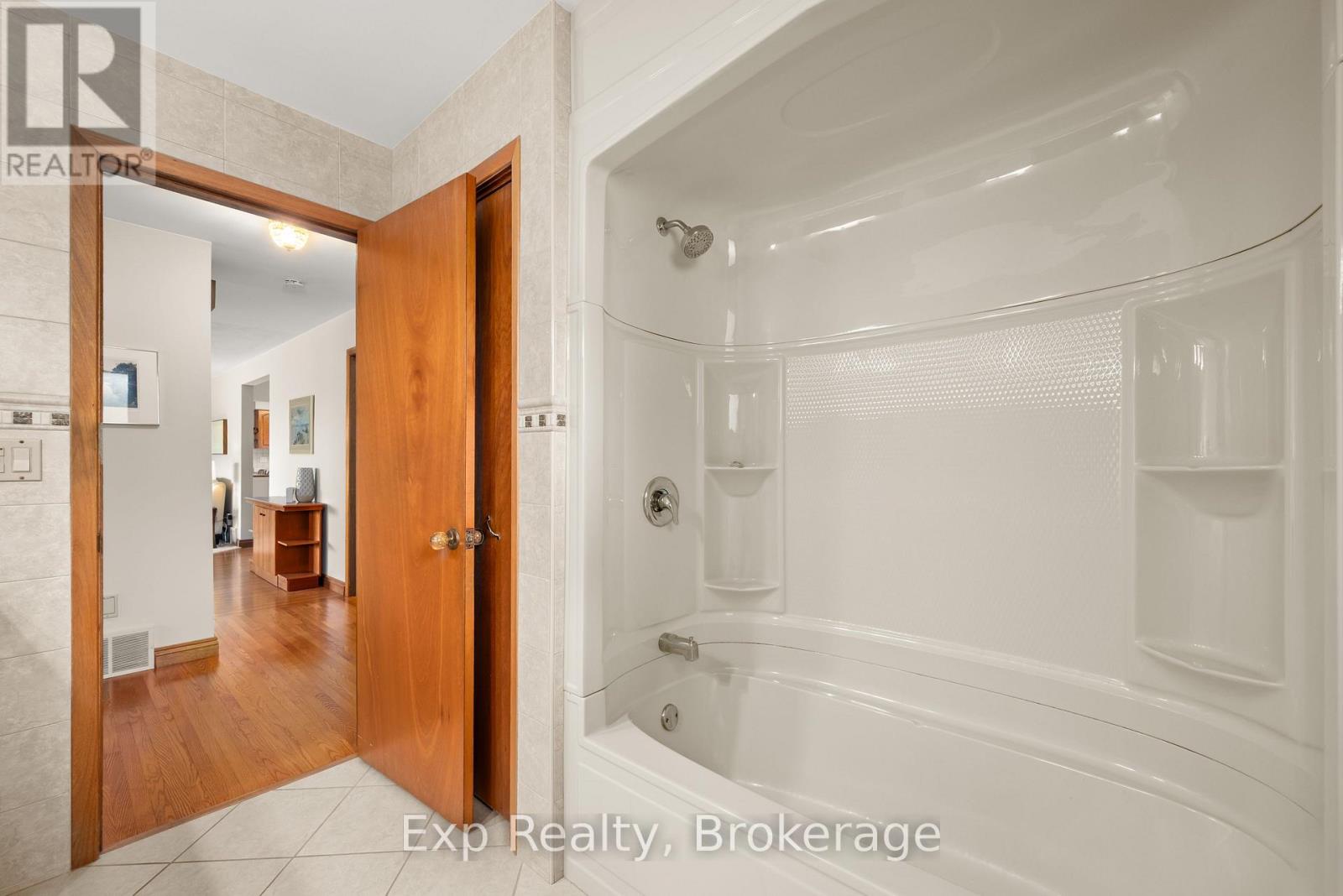 1325 TOWNLINE ROAD N - 20