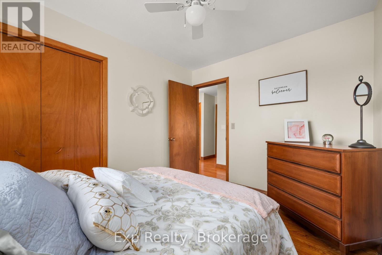 1325 TOWNLINE ROAD N - 18