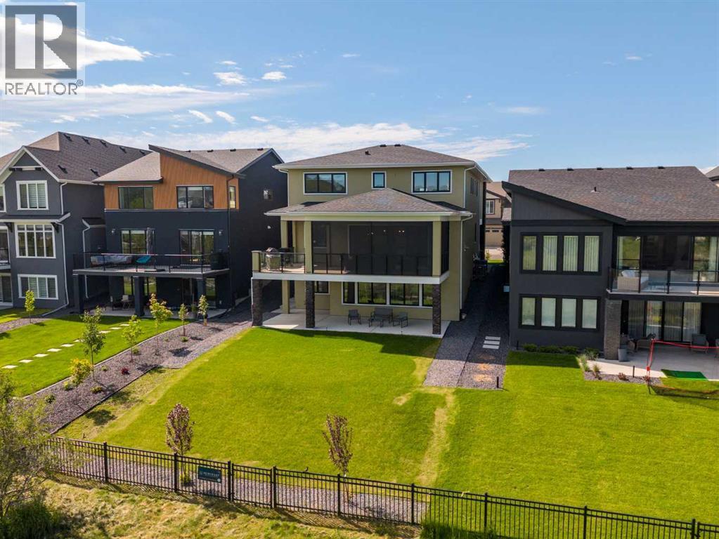 1104 Cranbrook Gardens SE - 37