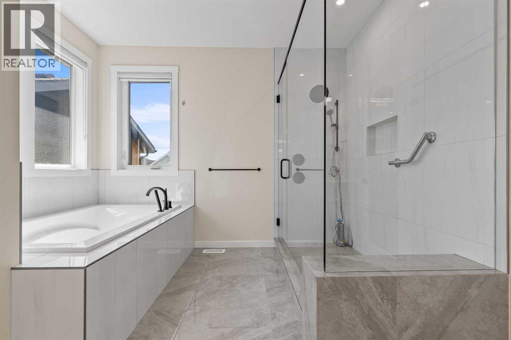 1104 Cranbrook Gardens SE - 20